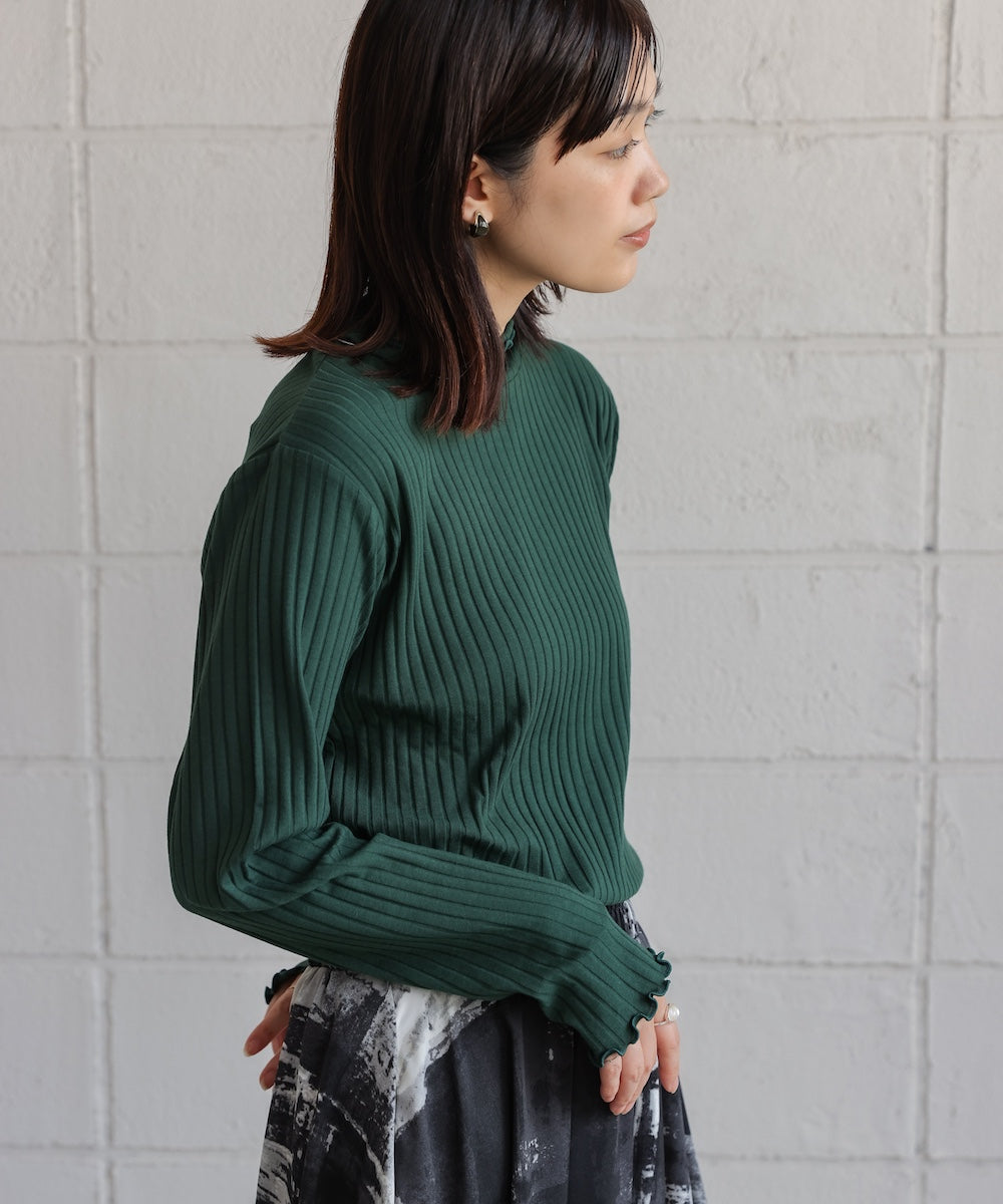 長袖タートルカットソー