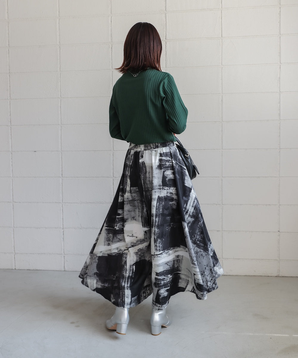 長袖タートルカットソー