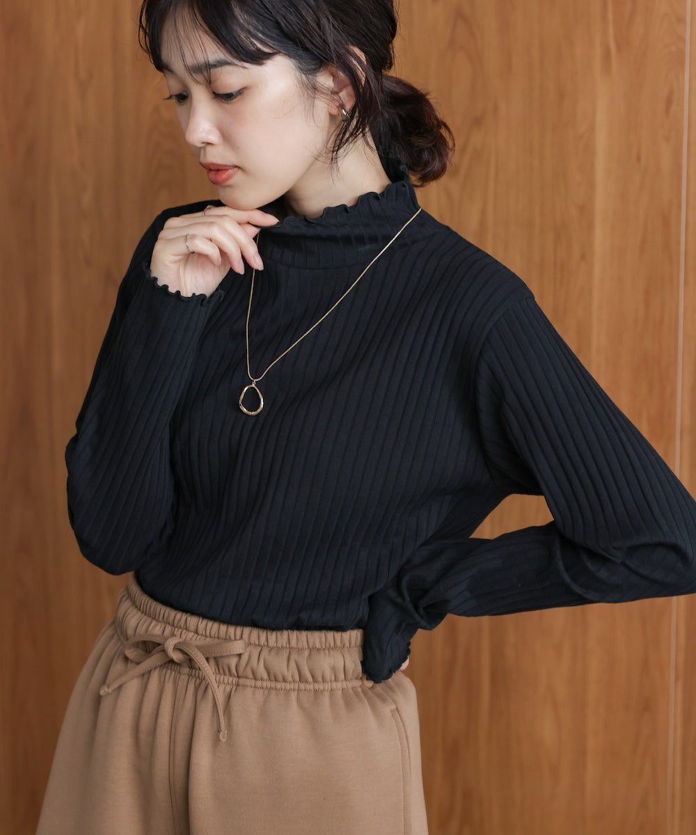 長袖タートルカットソー