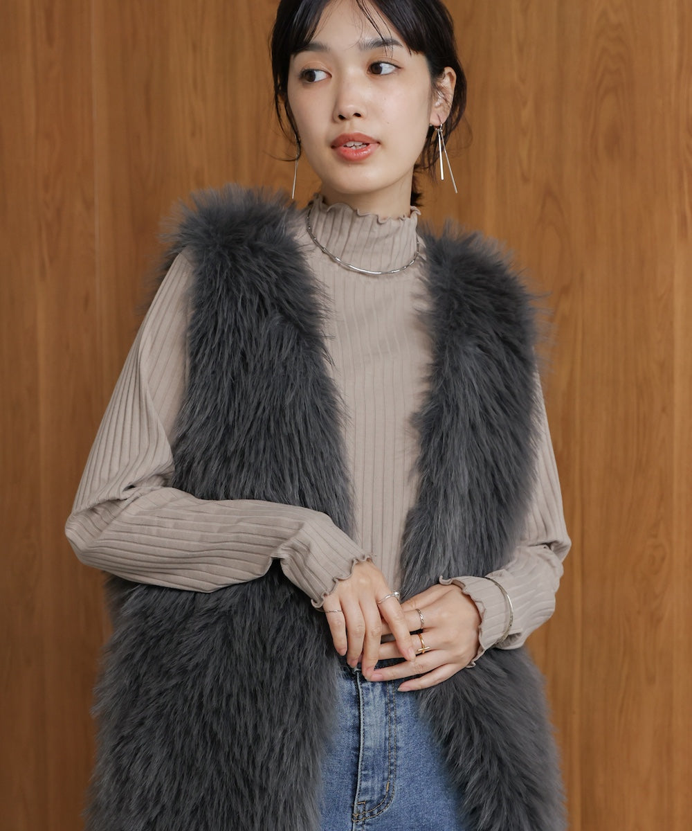 長袖タートルカットソー