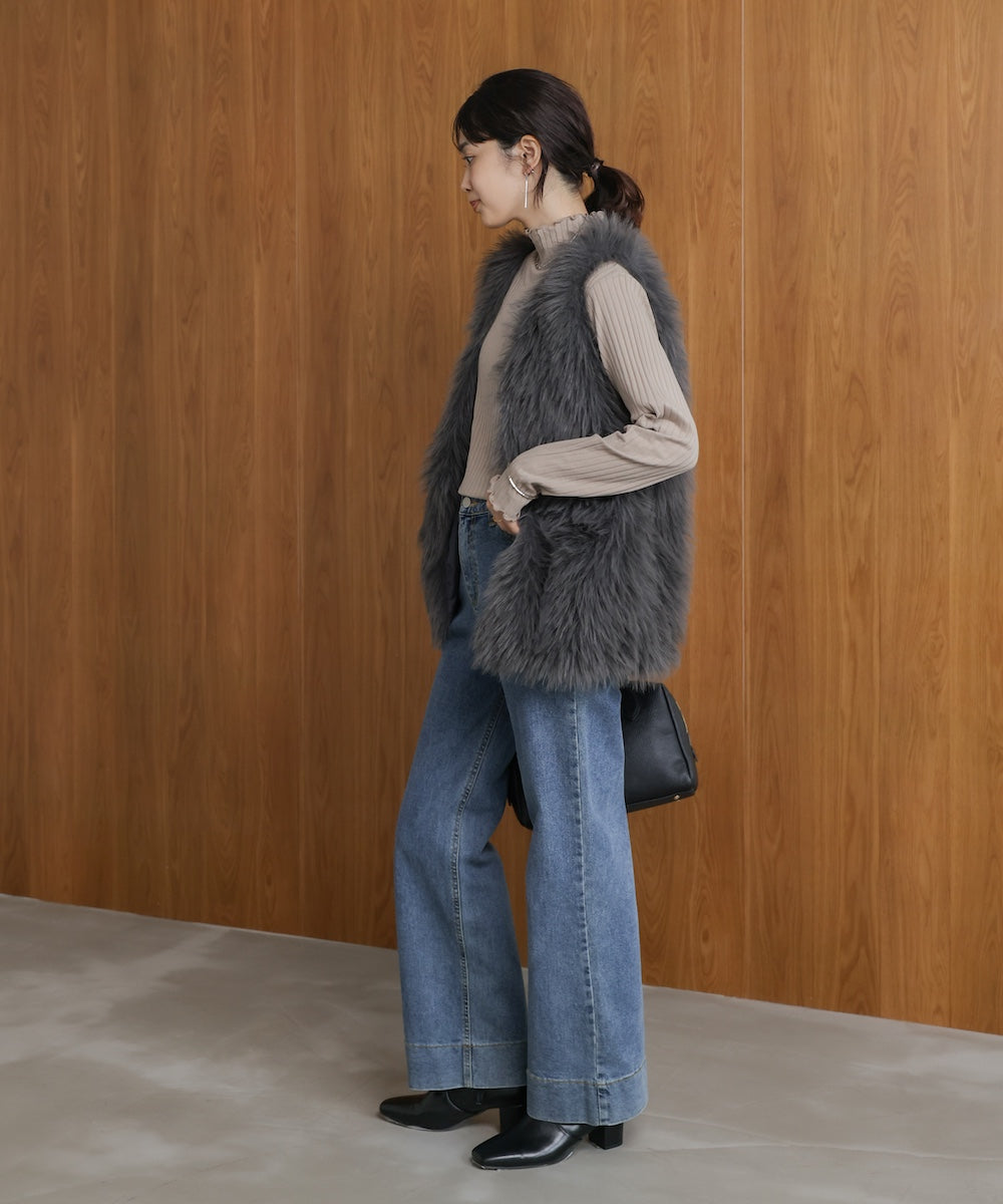 長袖タートルカットソー