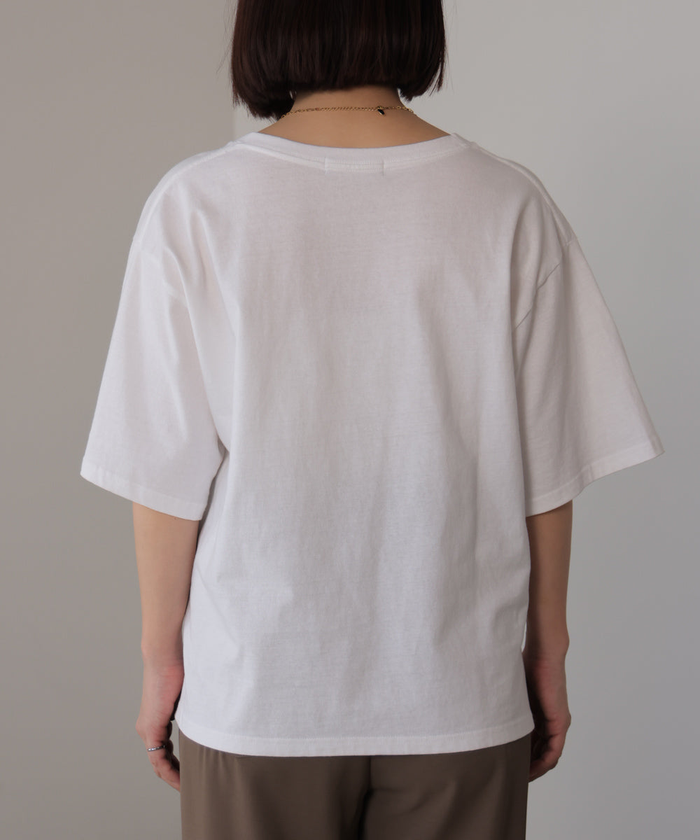 TGIFクルーTシャツ