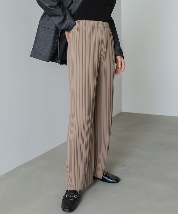 ランダムプリーツパンツ