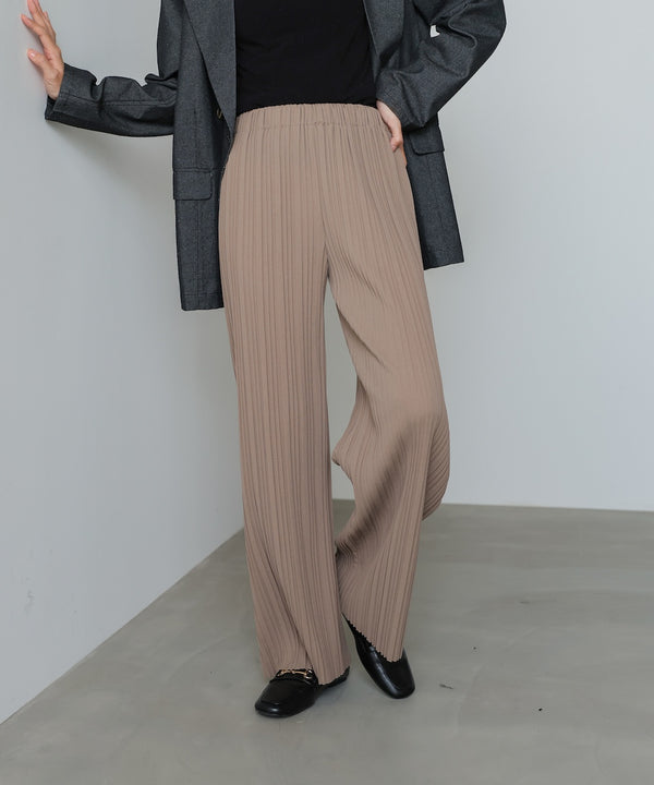 ランダムプリーツパンツ