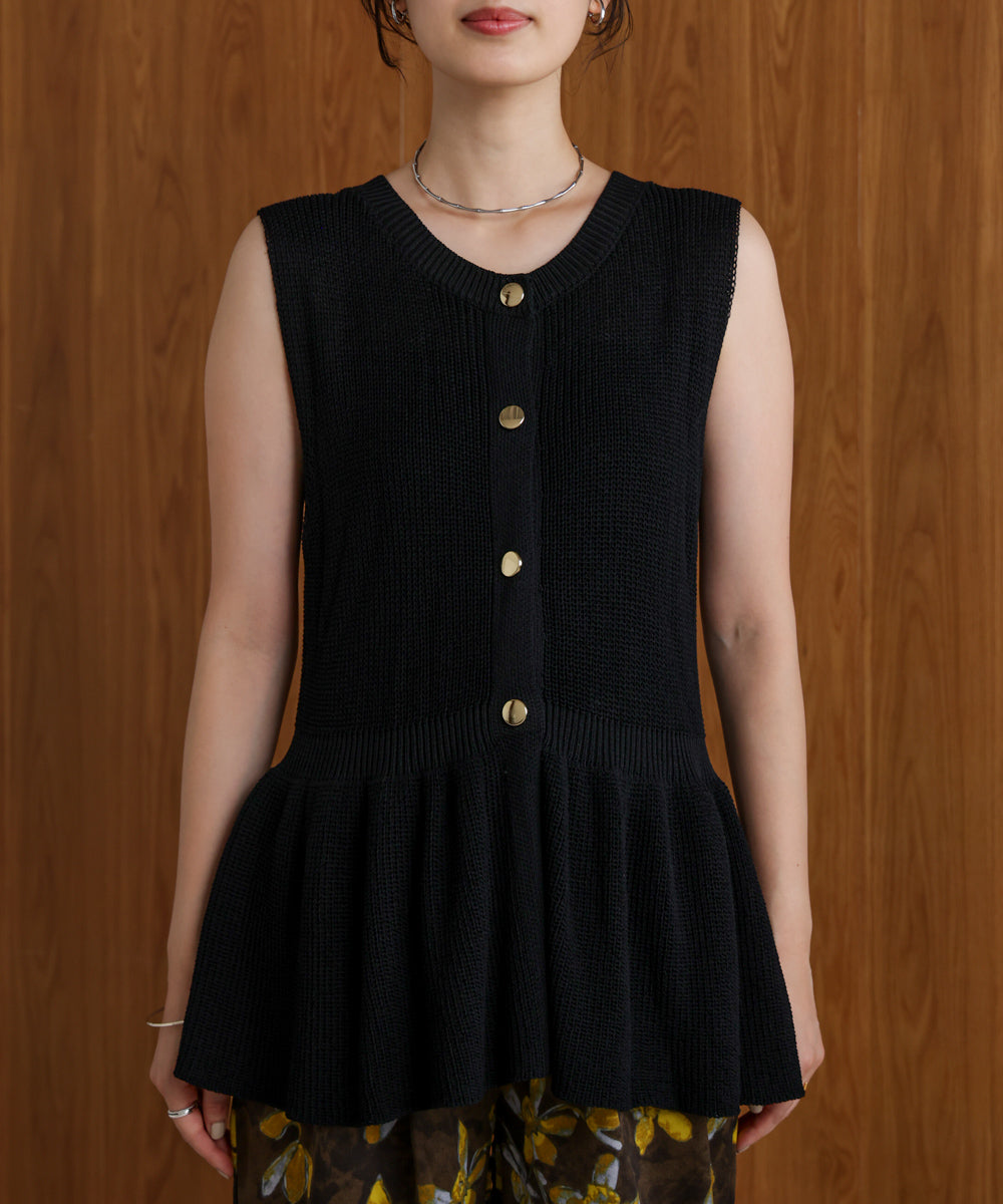 【WEB限定】ペプラムゴールドボタンベスト