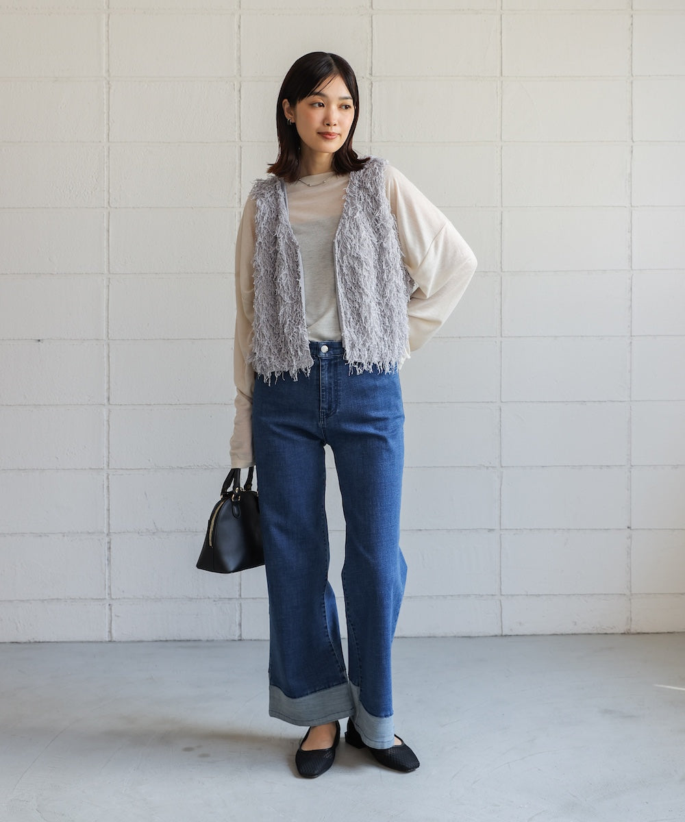 フェザーショートベスト