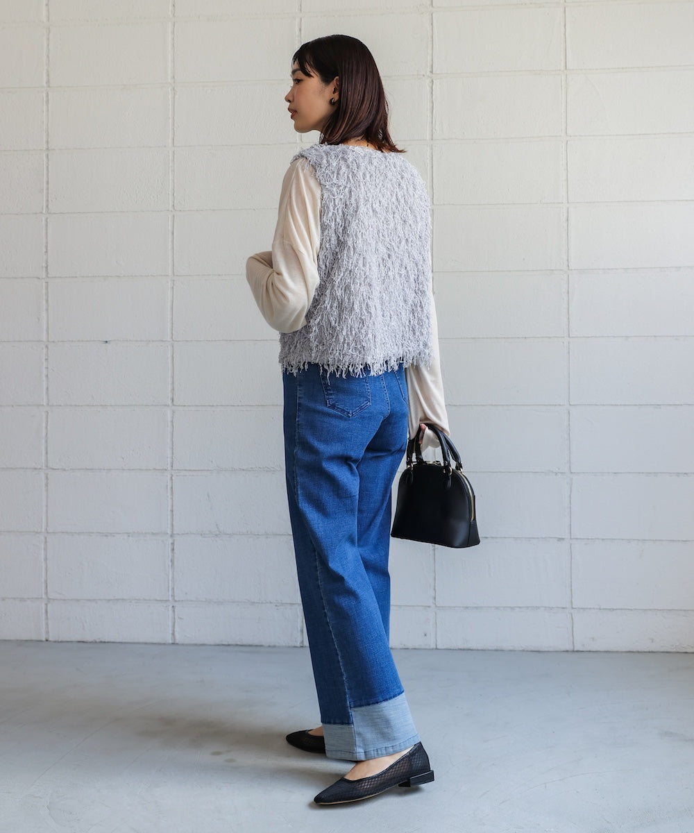 フェザーショートベスト