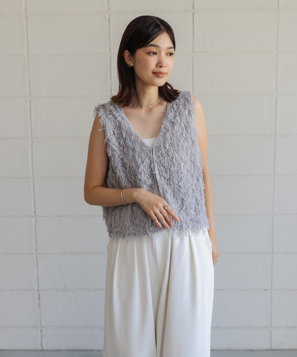 フェザーショートベスト