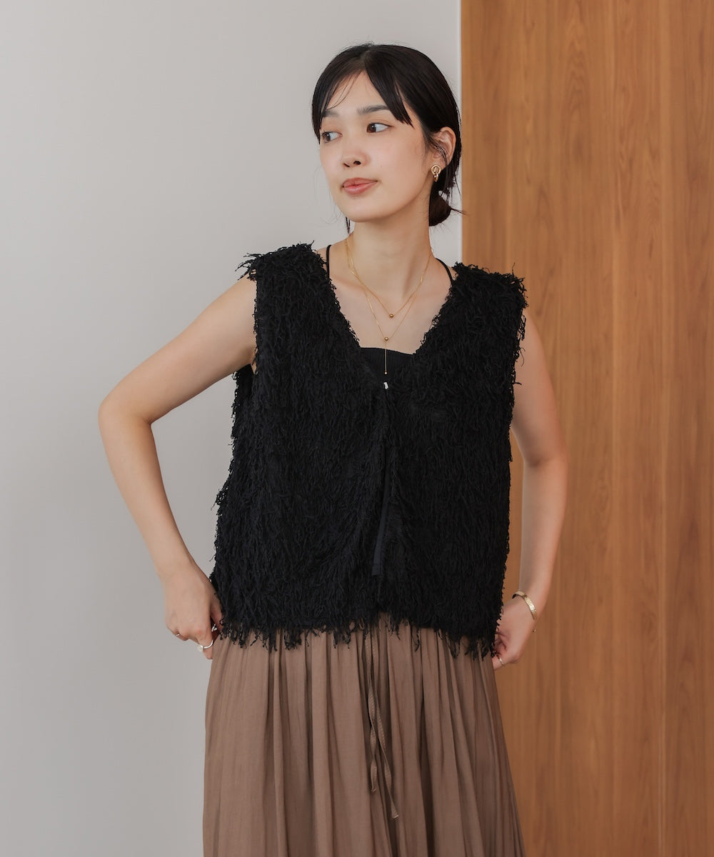 フェザーショートベスト