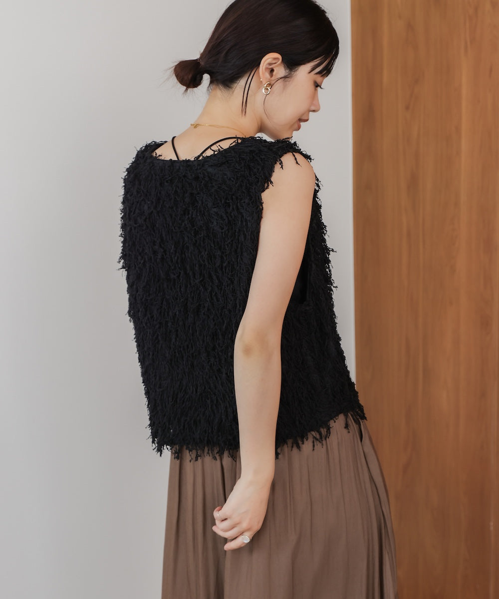 フェザーショートベスト