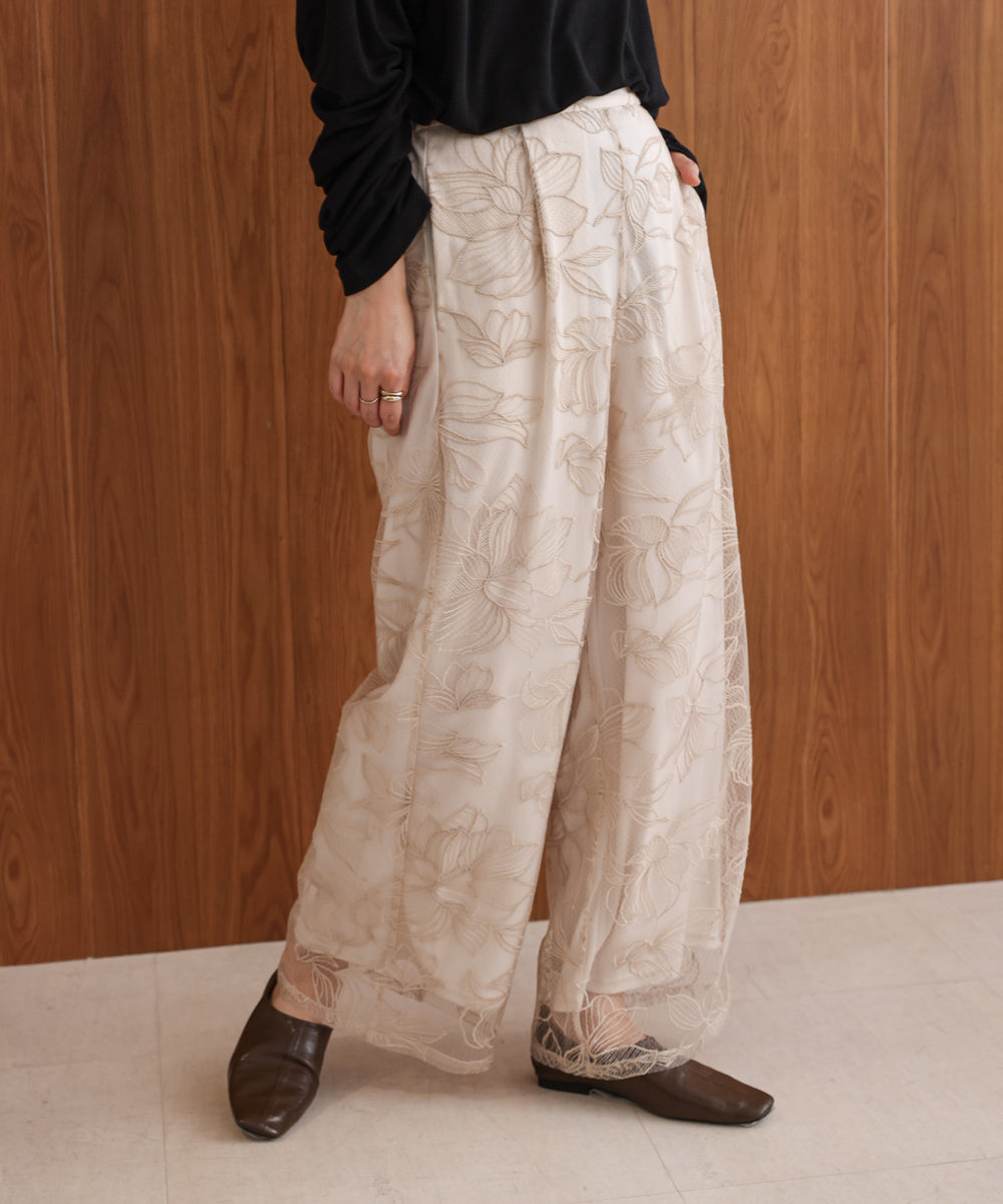 【WEB限定】フラワーチュールモチーフパンツ
