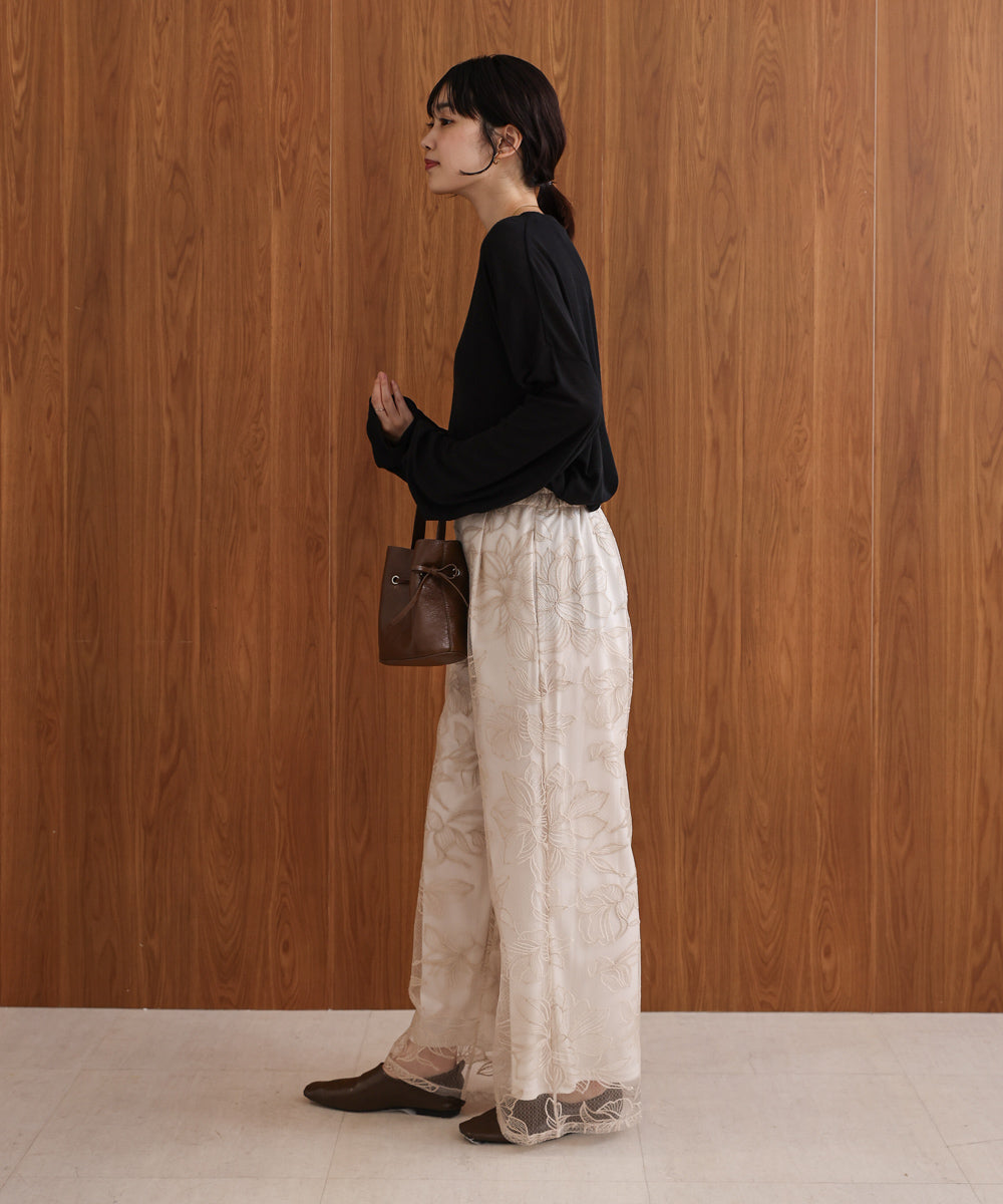 【WEB限定】フラワーチュールモチーフパンツ