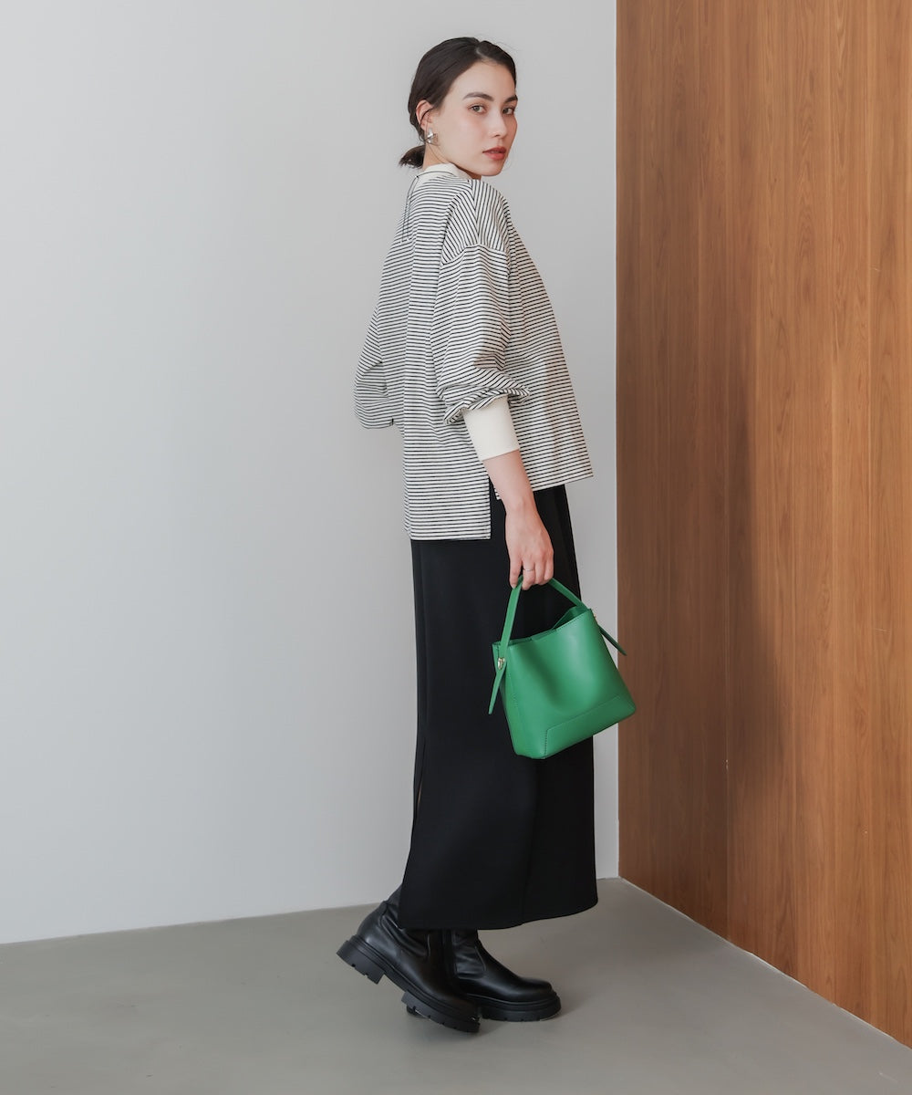 ボーダードルマンプルオーバー