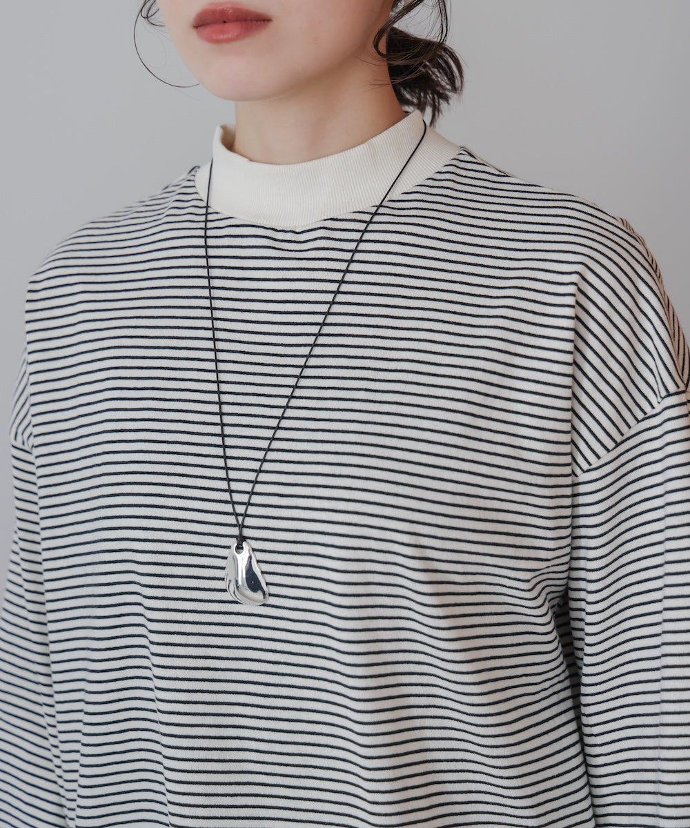 ボーダードルマンプルオーバー