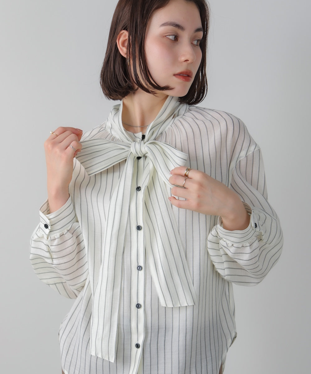 シアーツイルストライプブラウス