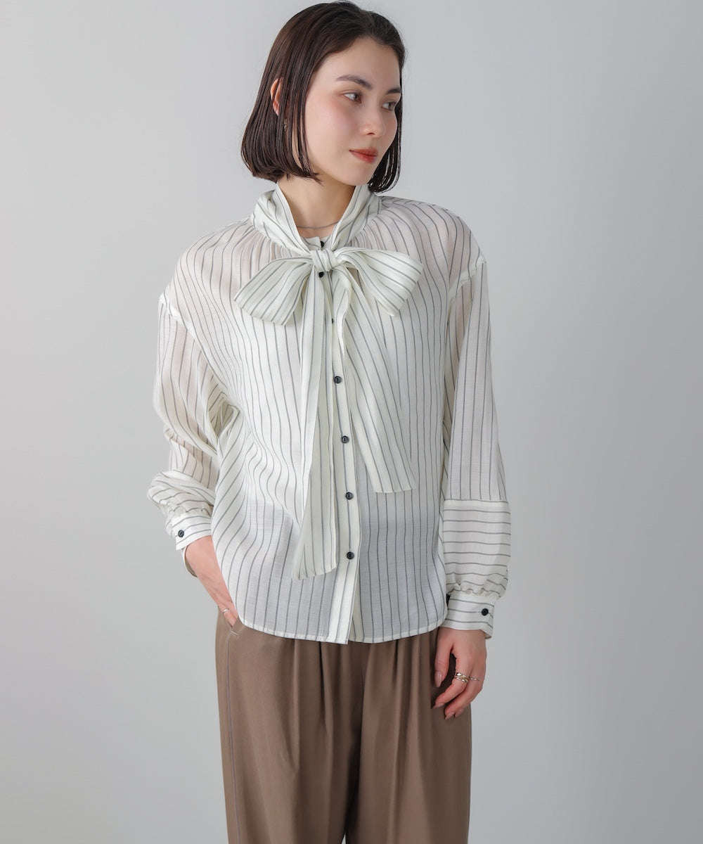 シアーツイルストライプブラウス