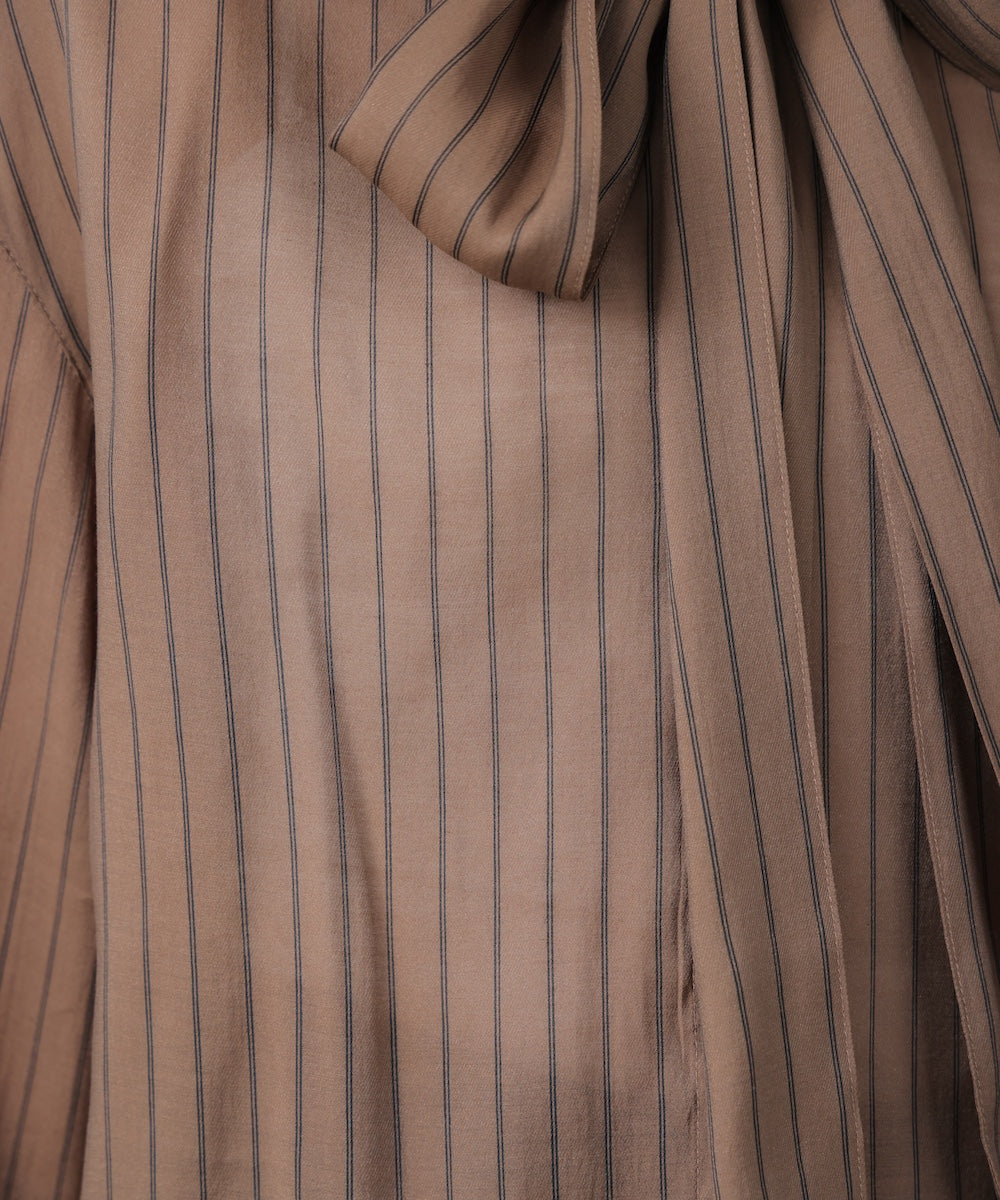 シアーツイルストライプブラウス