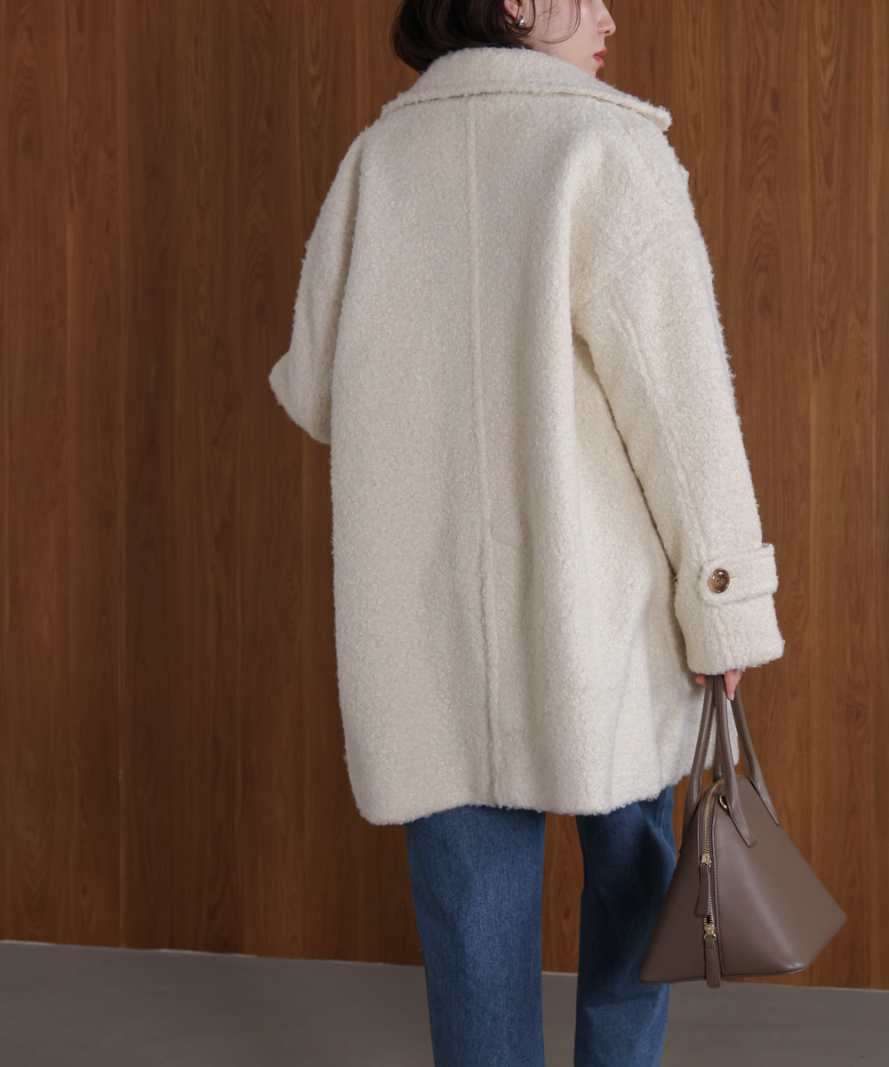 ブークレツィードコート