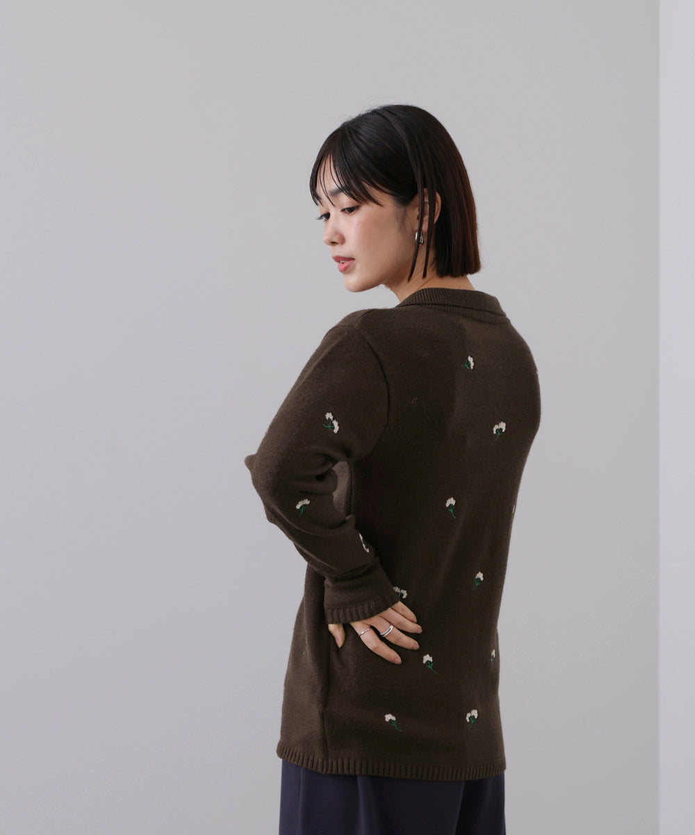【WEB限定】フラワー刺繍襟付きカーディガン