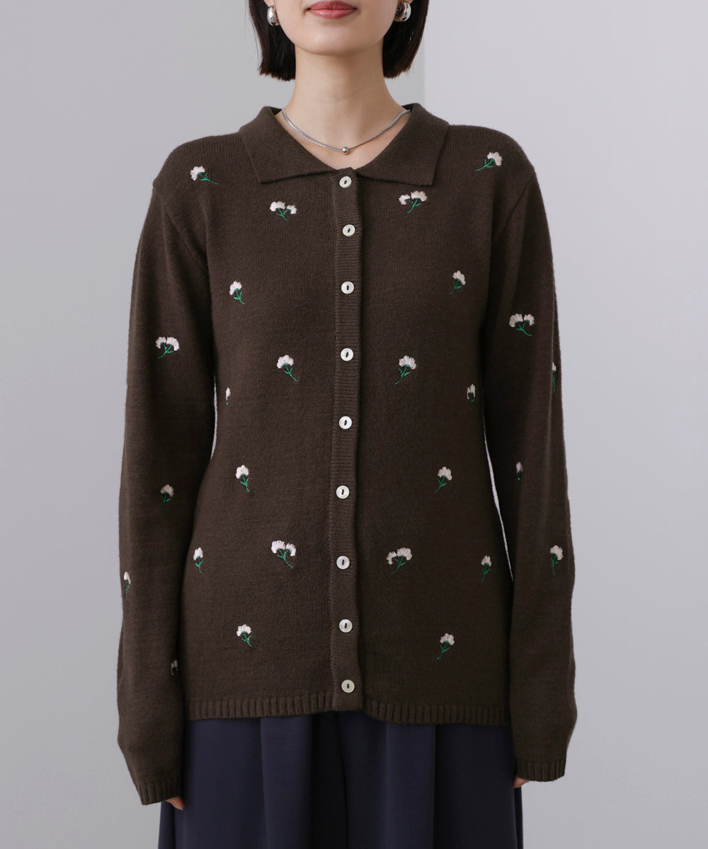 【WEB限定】フラワー刺繍襟付きカーディガン