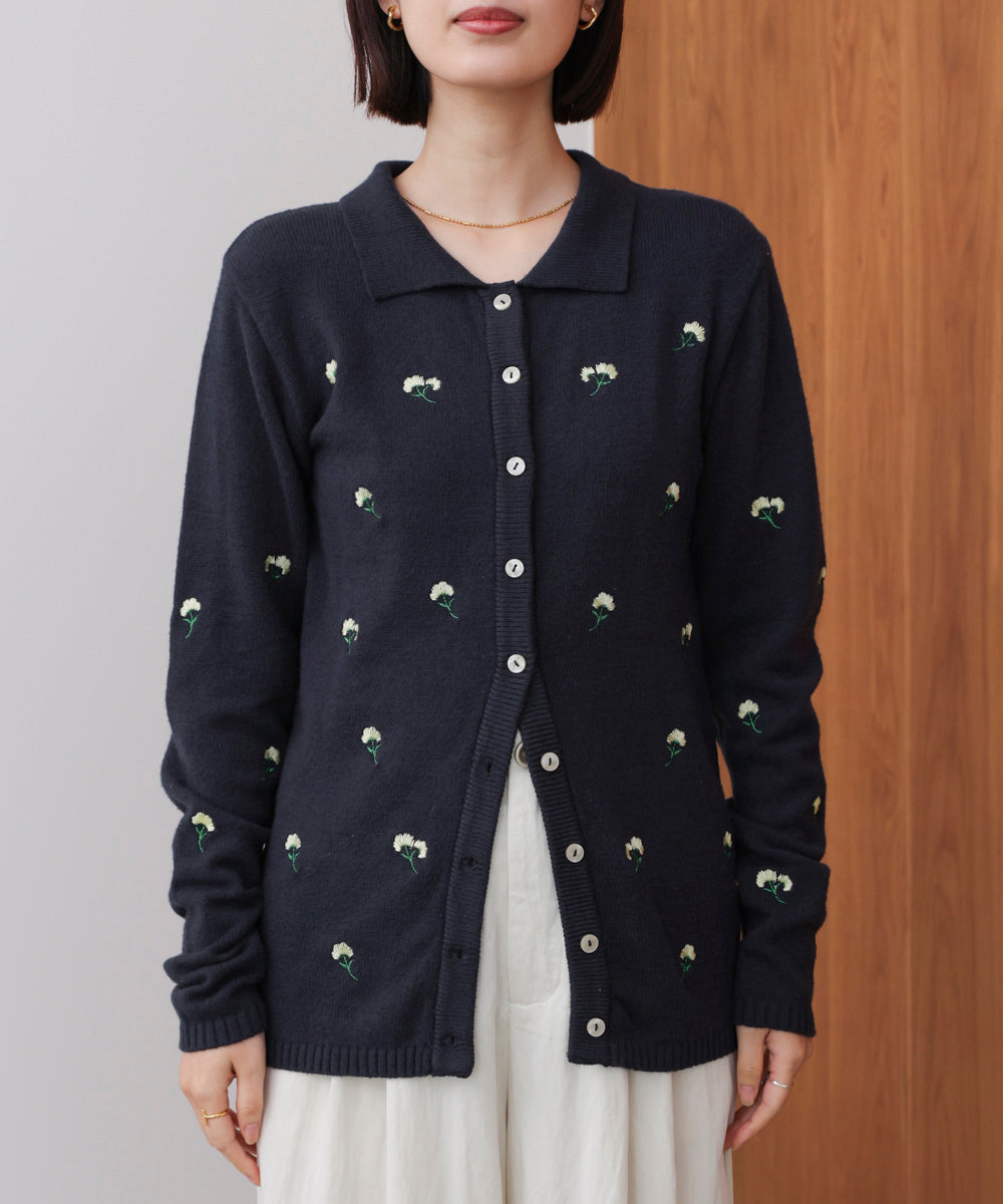 【WEB限定】フラワー刺繍襟付きカーディガン