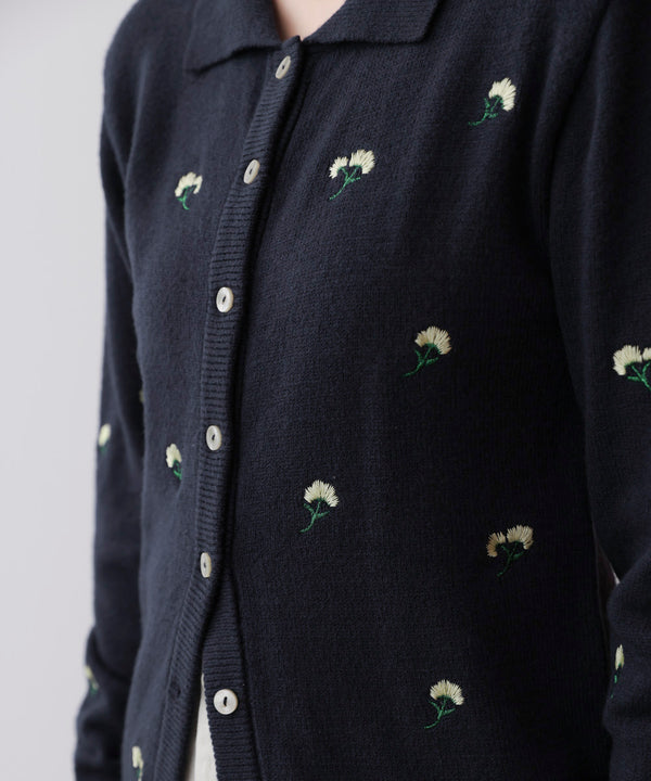 【WEB限定】フラワー刺繍襟付きカーディガン