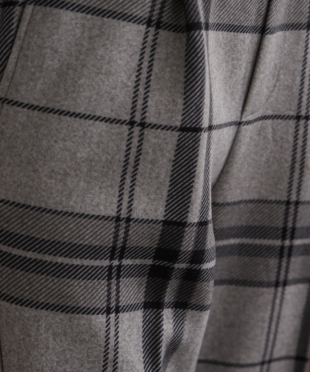 【WEB限定】チェック柄ストレートパンツ