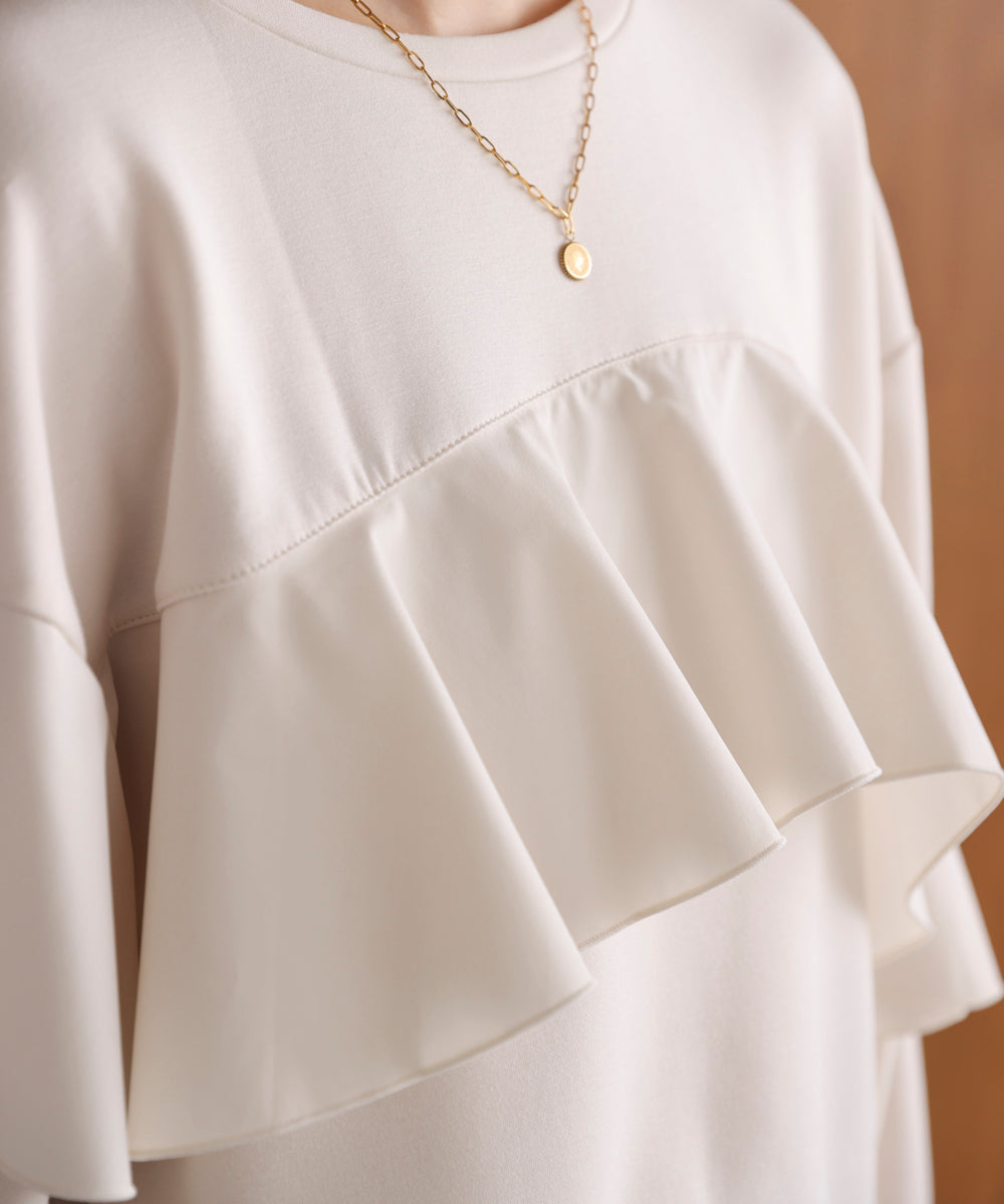 【WEB限定】バストフリルプルオーバー