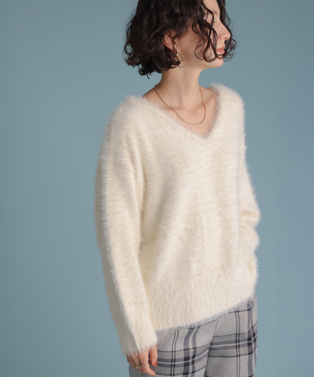 バルキーフェザーVニット