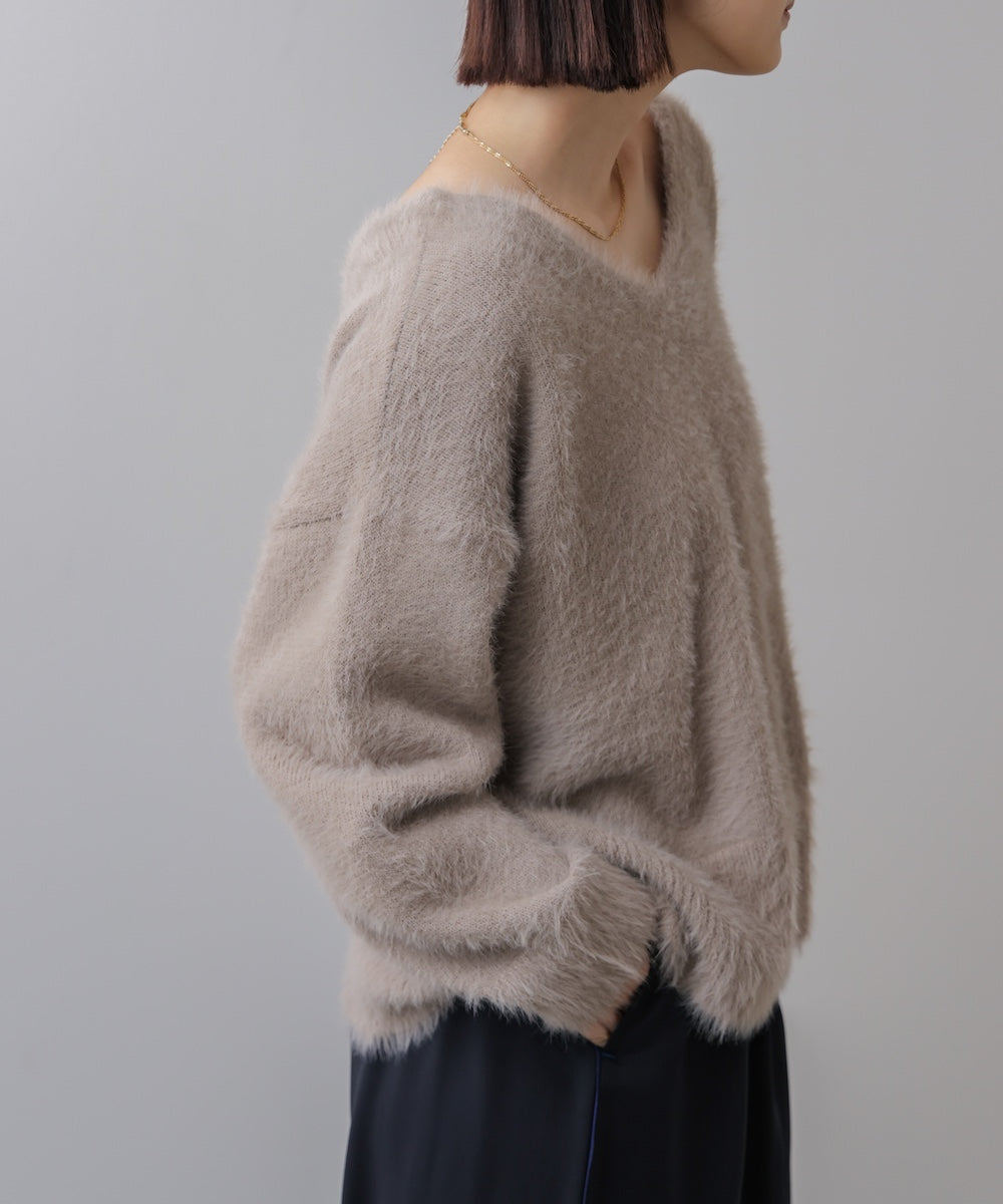 バルキーフェザーVニット