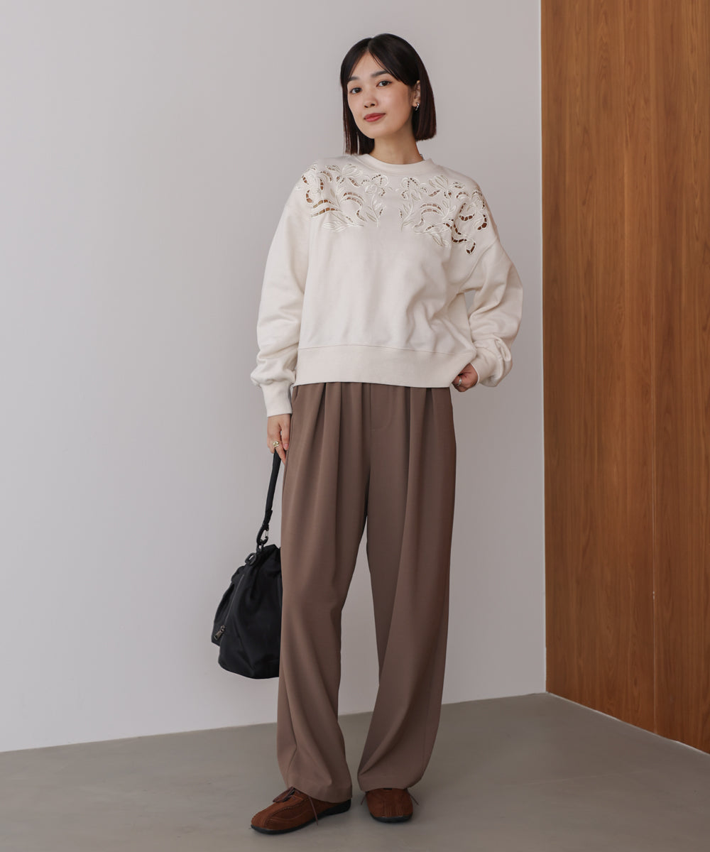 フラワーカットワークプルオーバー