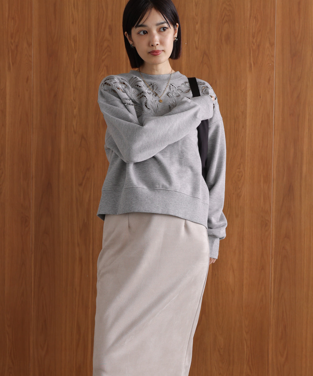 フラワーカットワークプルオーバー