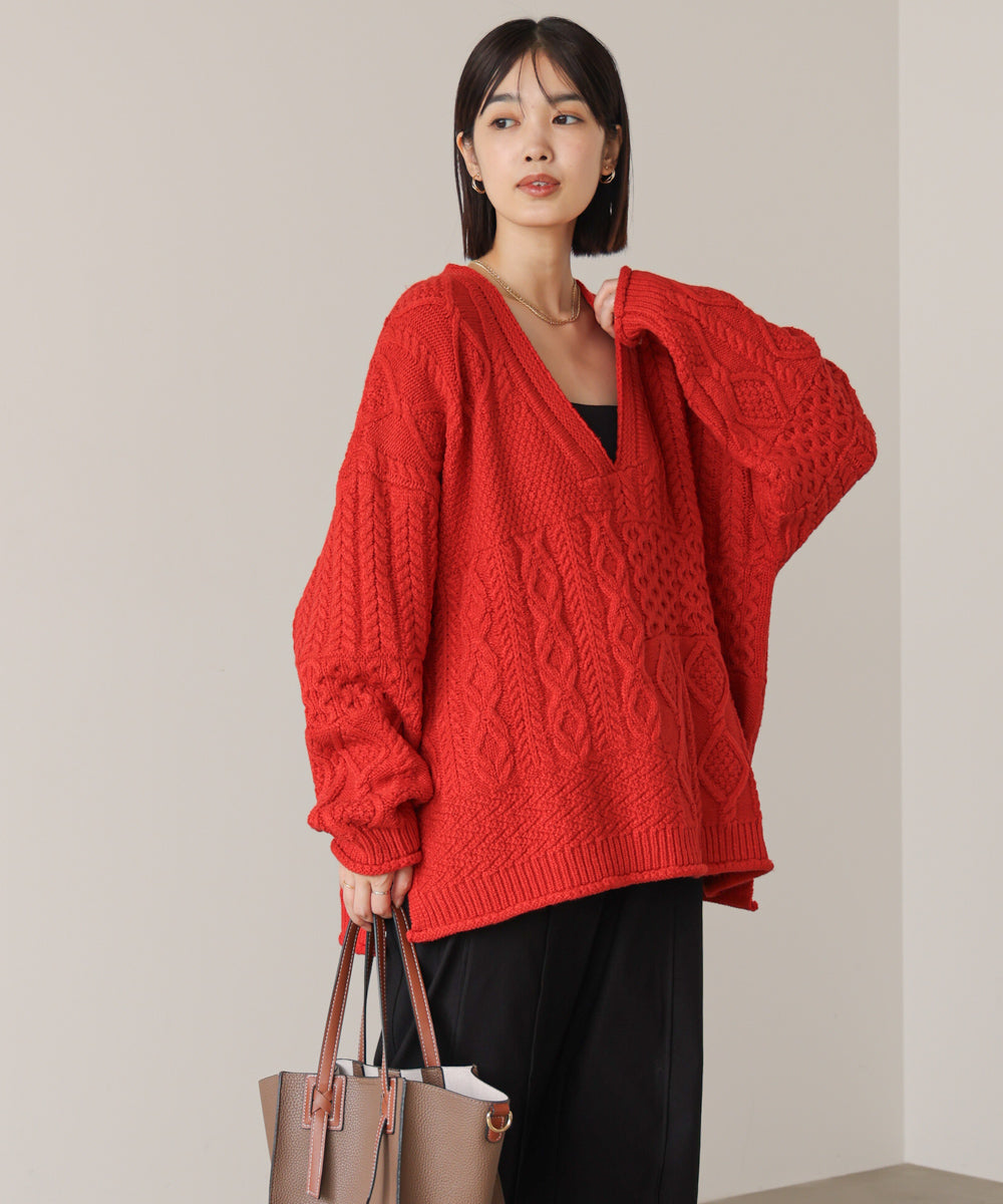 【WEB限定】ケーブルVニットセーター