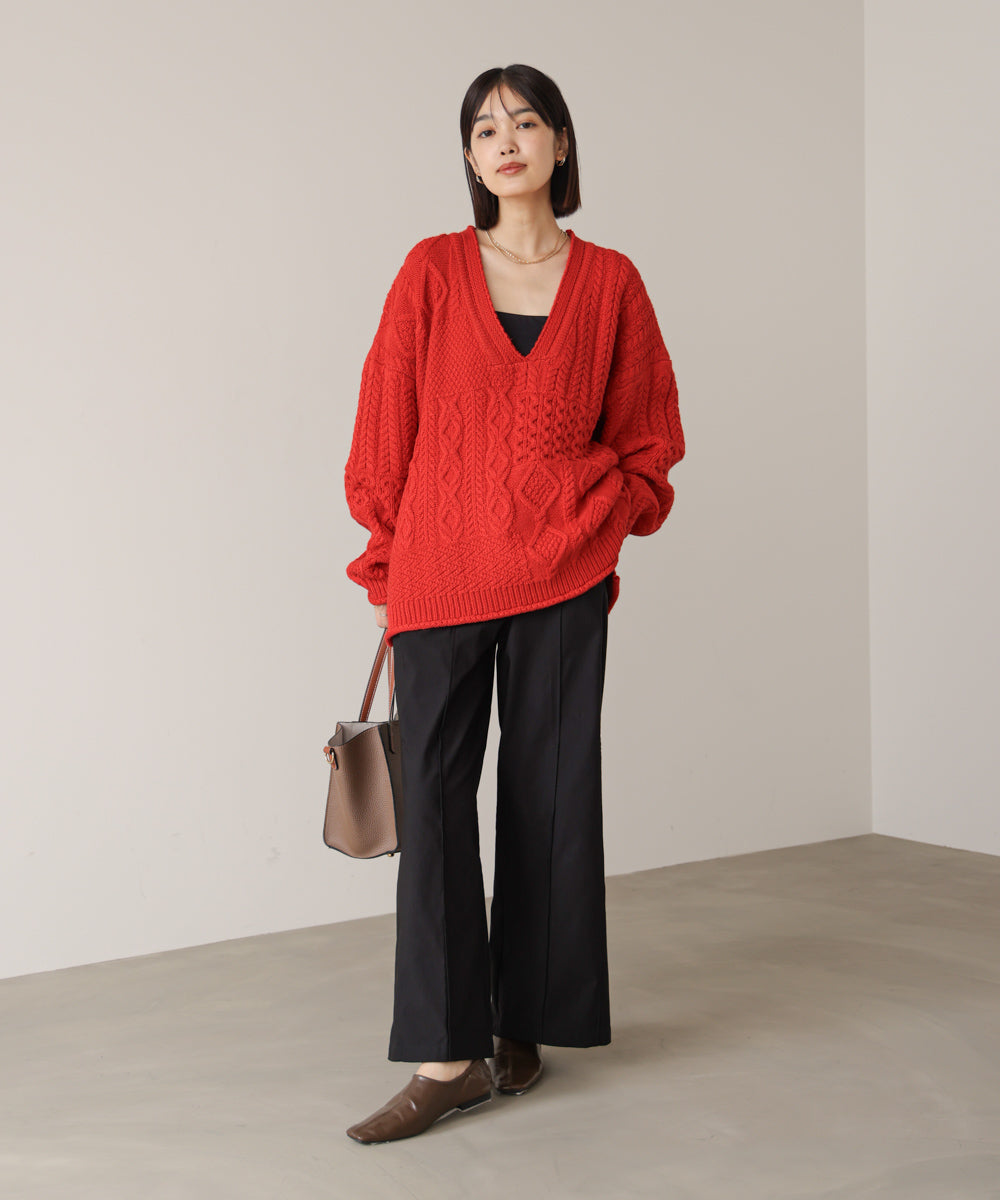 【WEB限定】ケーブルVニットセーター