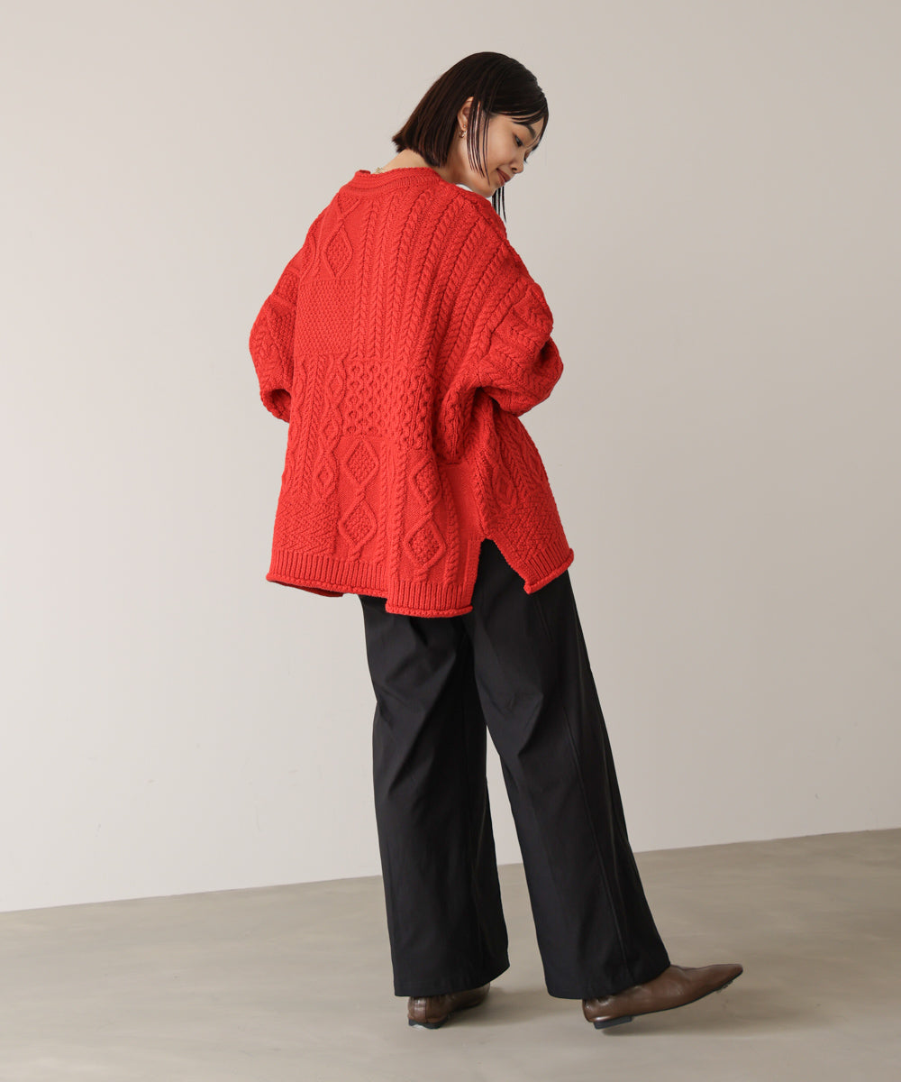 【WEB限定】ケーブルVニットセーター