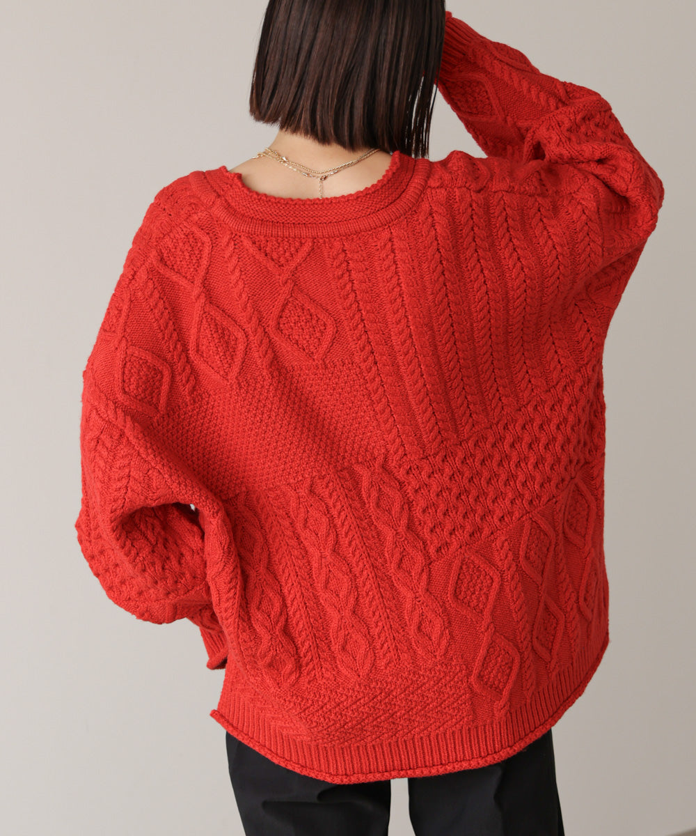 【WEB限定】ケーブルVニットセーター