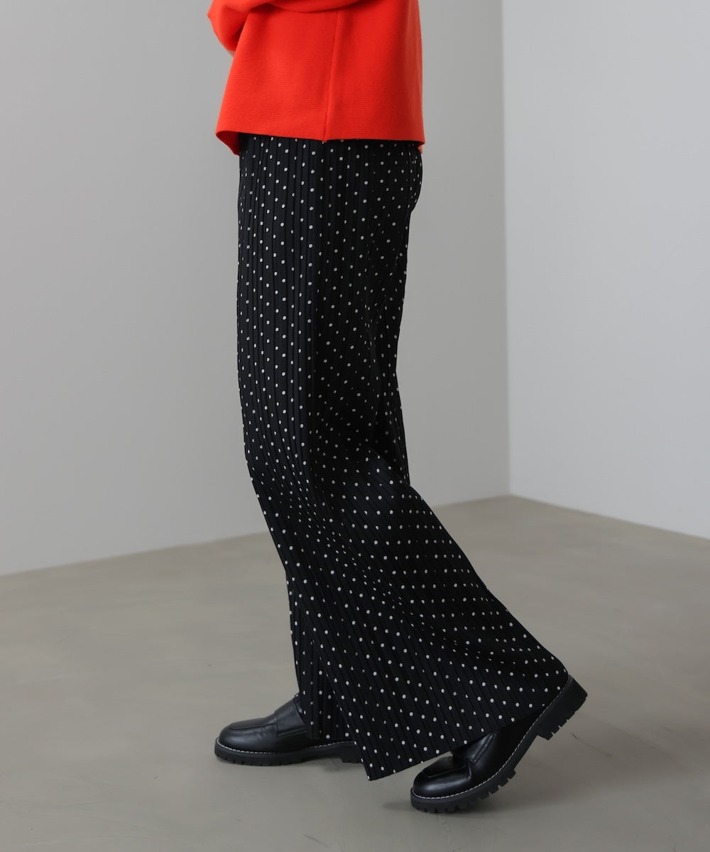 起毛プリーツパンツ