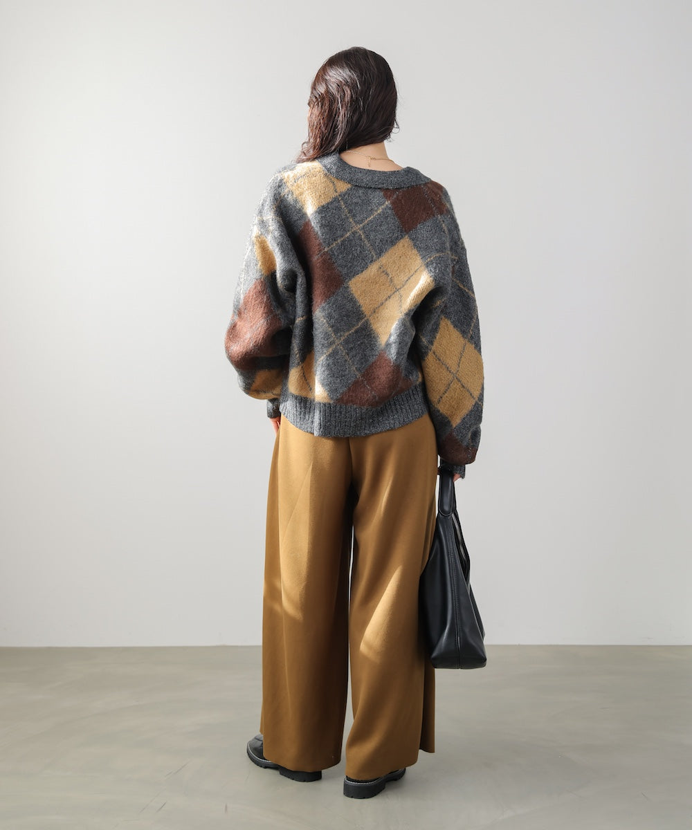 アーガイル襟付ニット