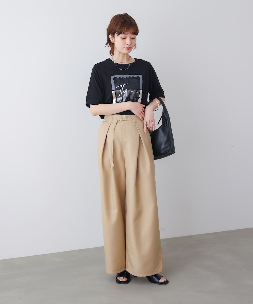 スレンダーベルトワイドパンツ