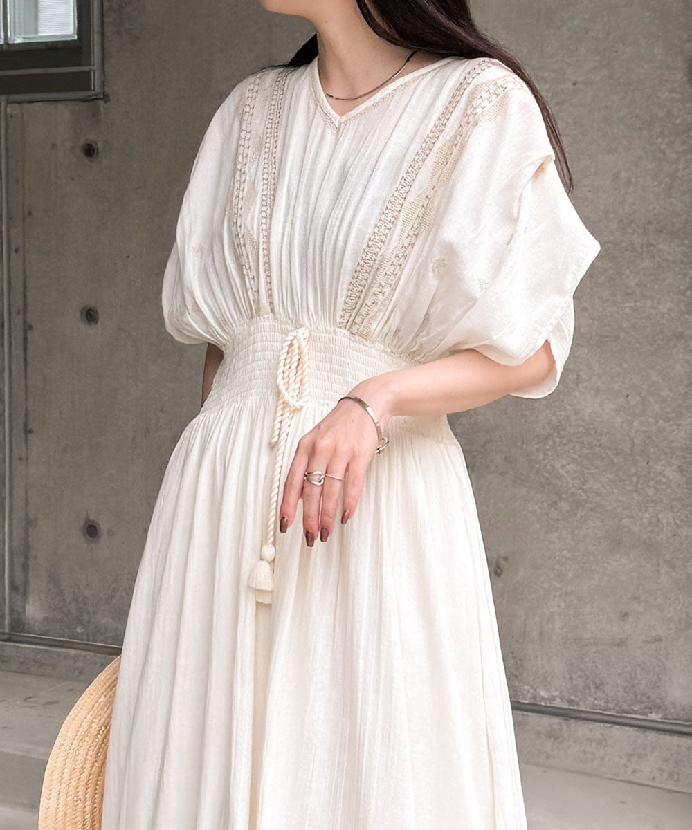 新品✨アルページュストーリー　ウエストシャーリングワンピース　女神ワンピース S・Mサイズ展開】フロント刺繍ウエストシャーリングワンピース