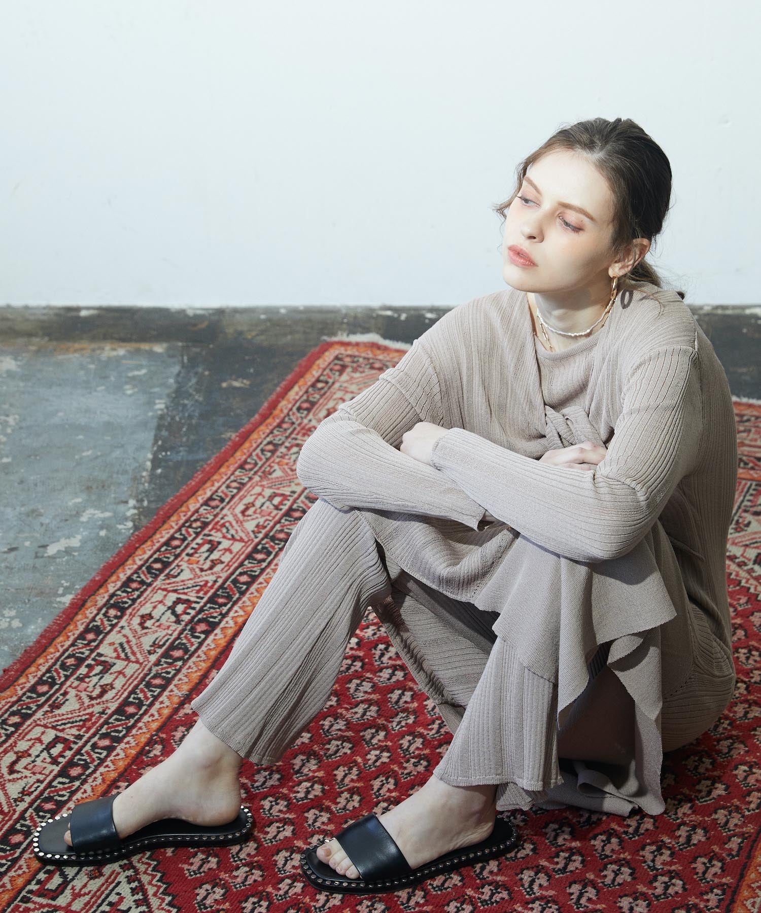 イレジュラーヘム変形リブニットOP