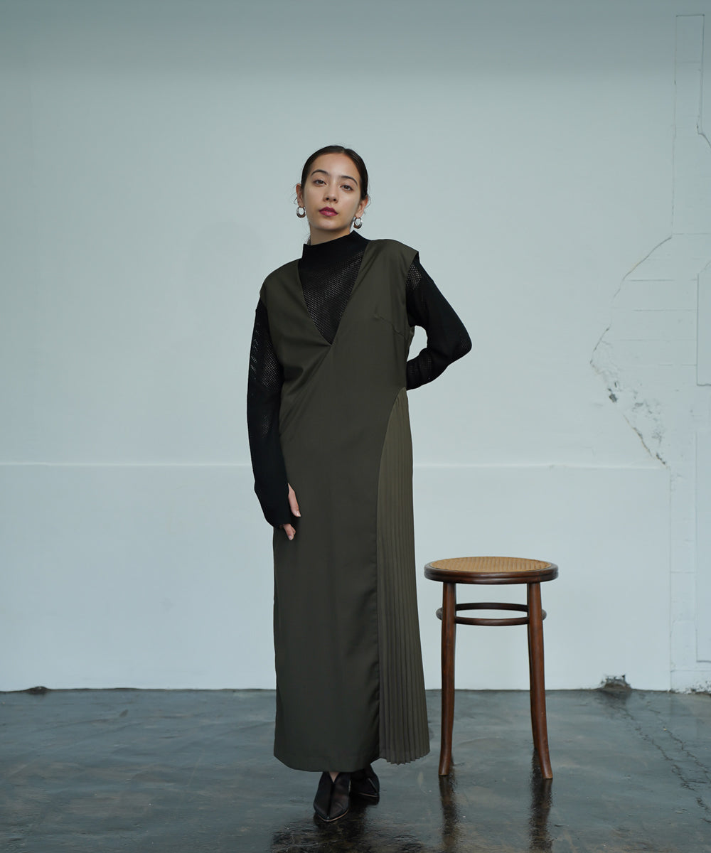 SWEATER + SIDE PLEATED DRESS