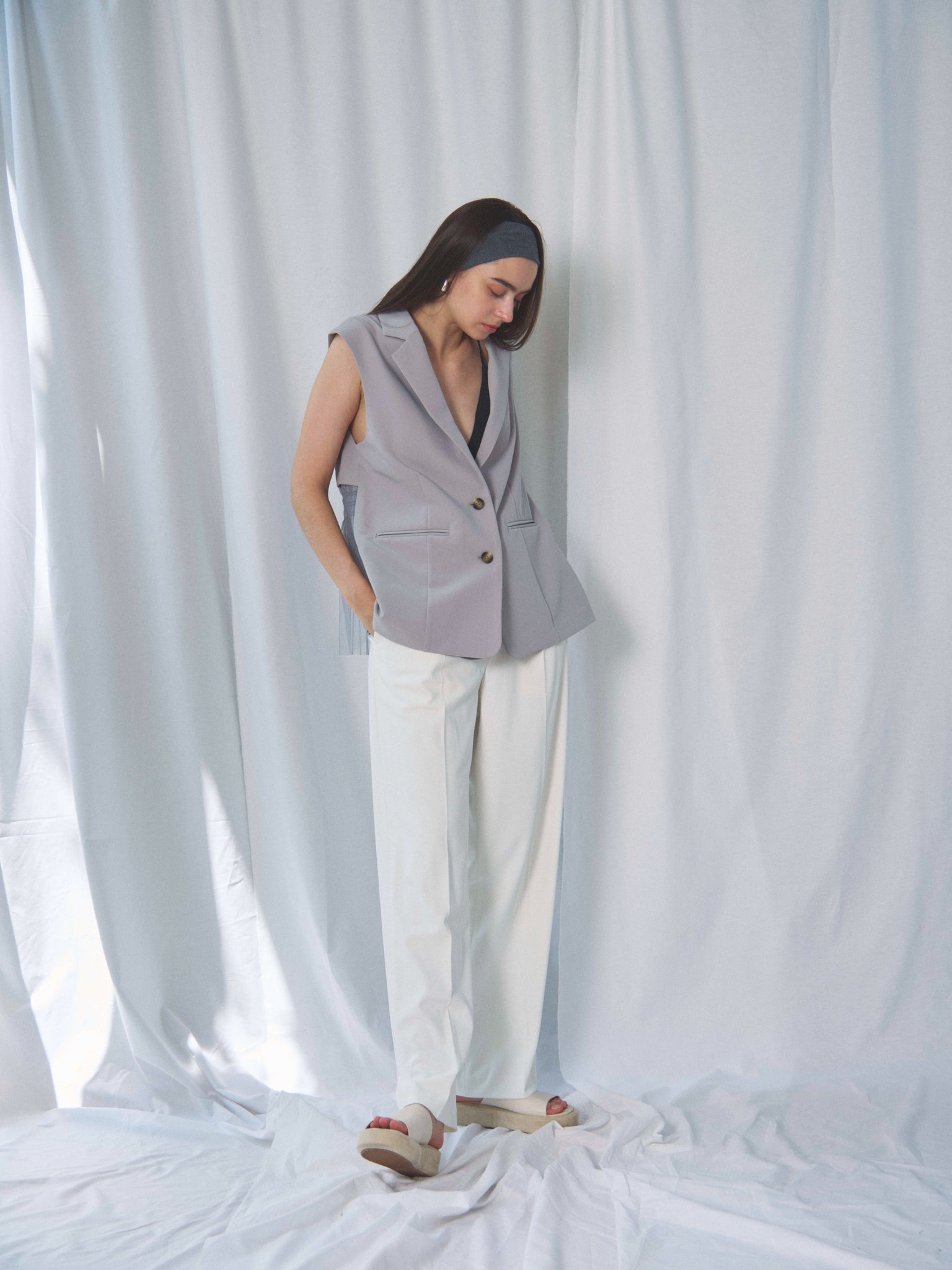 TULLE DOCKING GILET(チュールドッキングジレ)