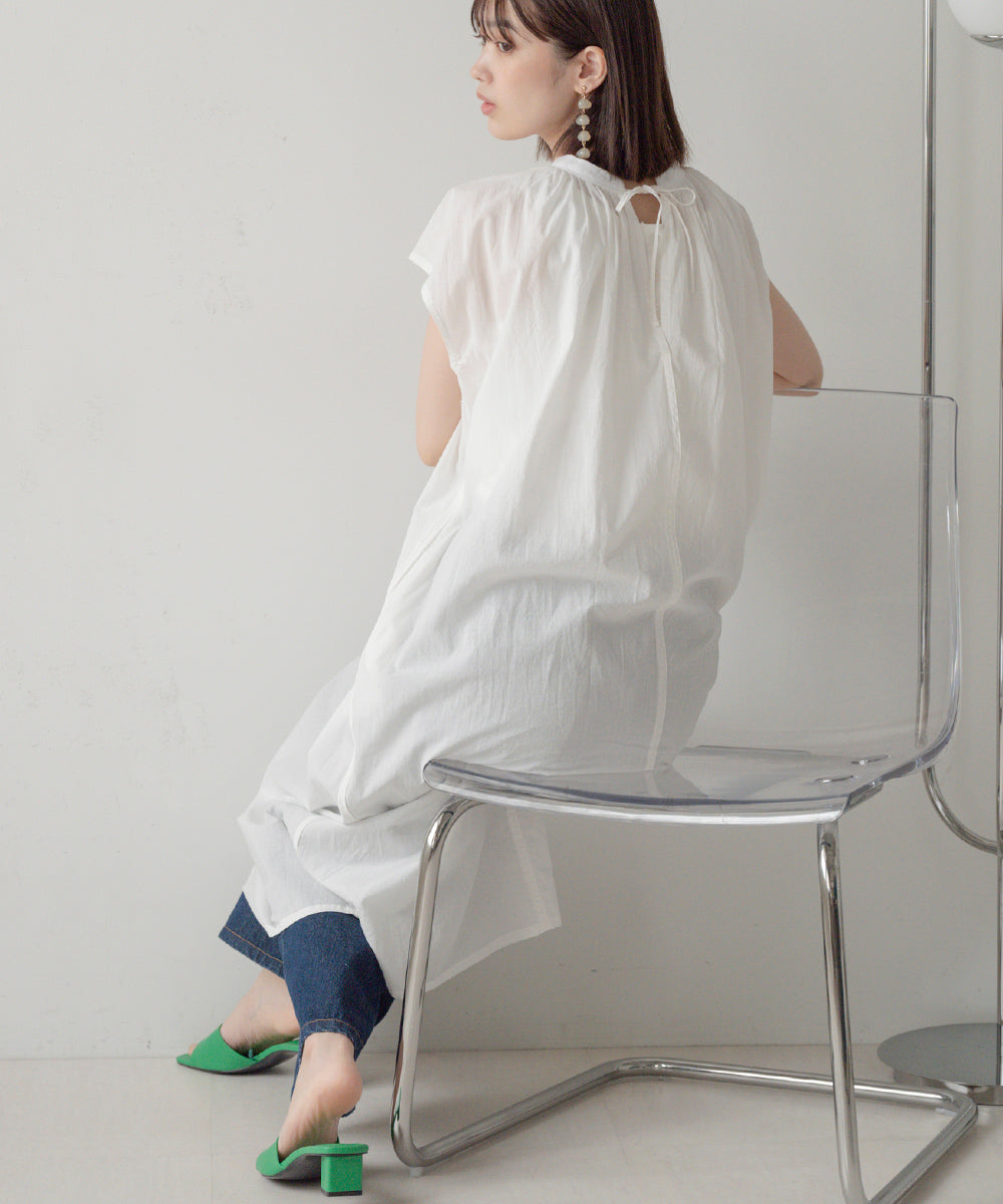 キーネック刺繍ヨークワンピース