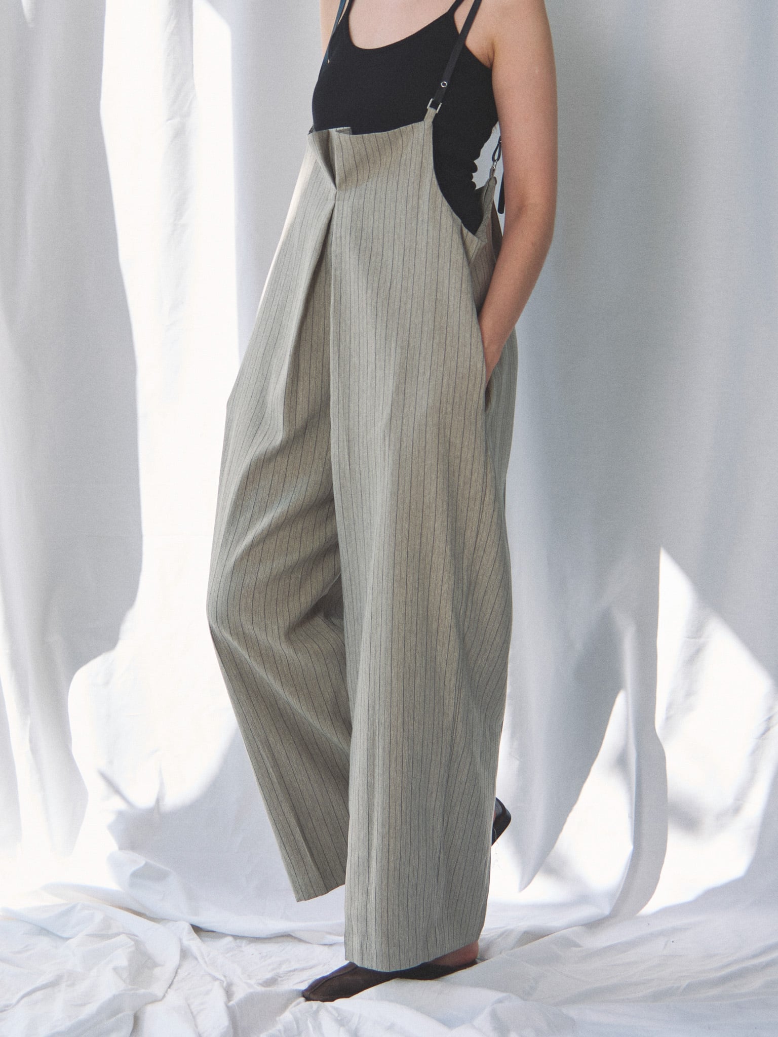 【SETUP 可】HERRINGBONE STRIPED PANTS(ヘリンボーンストライプパンツ)