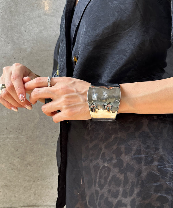VOLUME BANGLE（ﾎﾞﾘｭｰﾑﾊﾞﾝｸﾞﾙ）