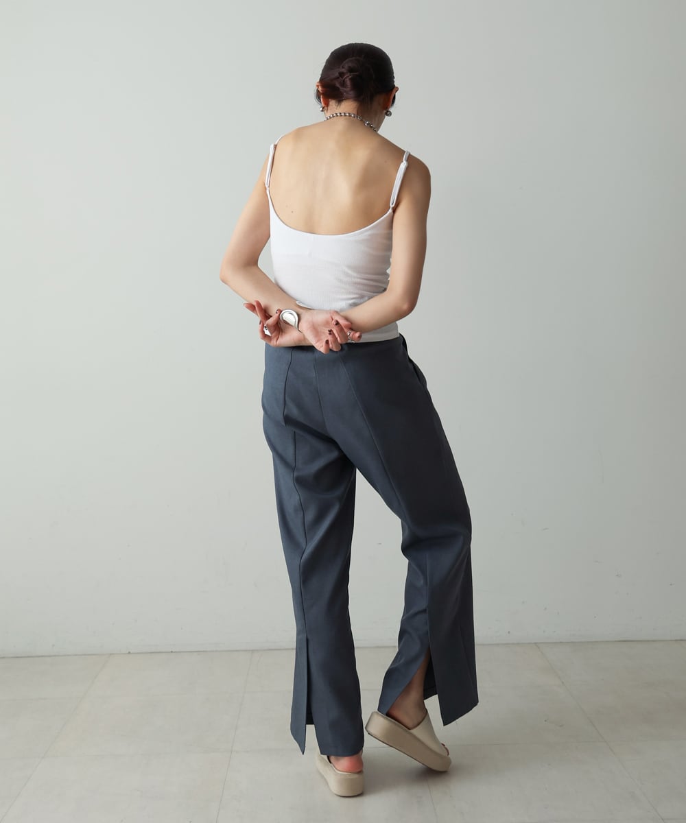 CUT RIB BACK OPEN CAMI WITH CUP(ｶｯﾄﾘﾌﾞｶｯﾌﾟﾂｷﾊﾞｯｸｵｰﾌﾟﾝｷｬﾐ)