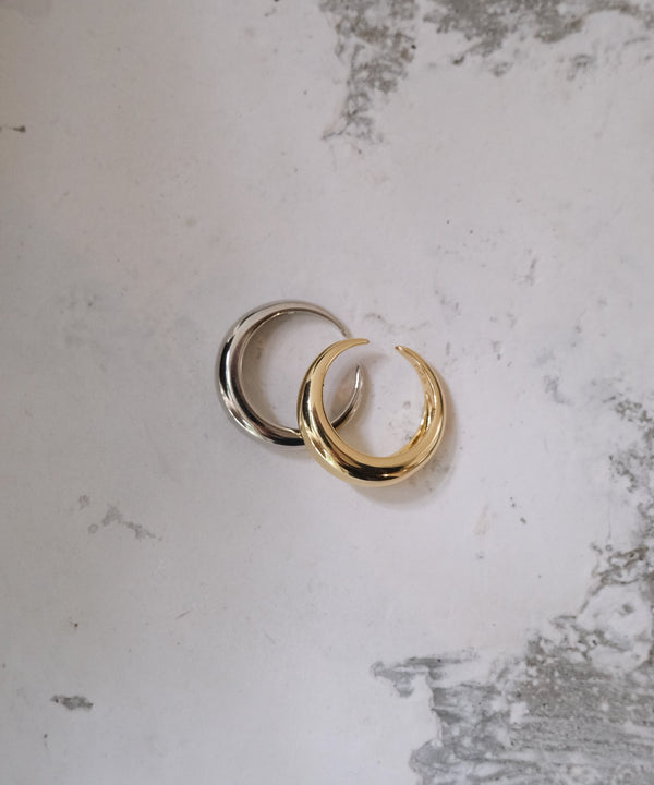 BICOLOR VOLUME RING（ﾊﾞｲｶﾗｰﾎﾞﾘｭｰﾑﾘﾝｸﾞ or ｲﾔーｶﾌ ）