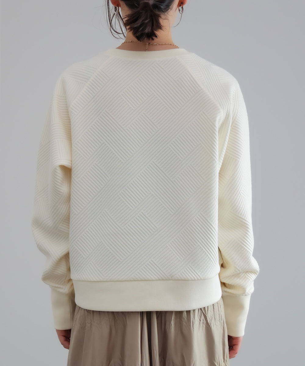 ジャガードプルオーバー