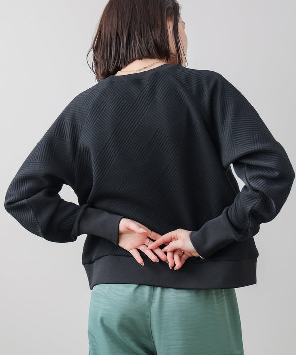 ジャガードプルオーバー